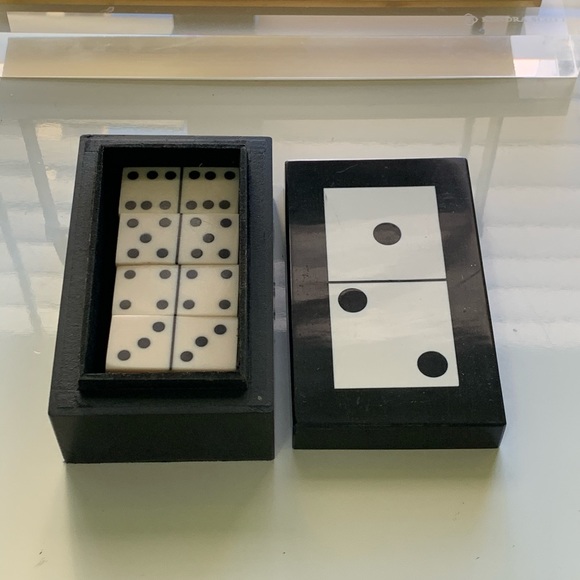 Found dominoes - Picture 5 of 9